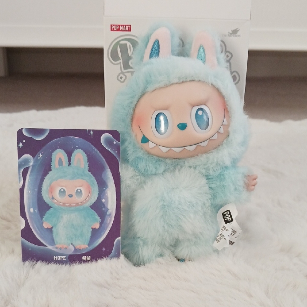 (Hope) Authentic Pop Mart Big Into Energy Labubu - Open Box